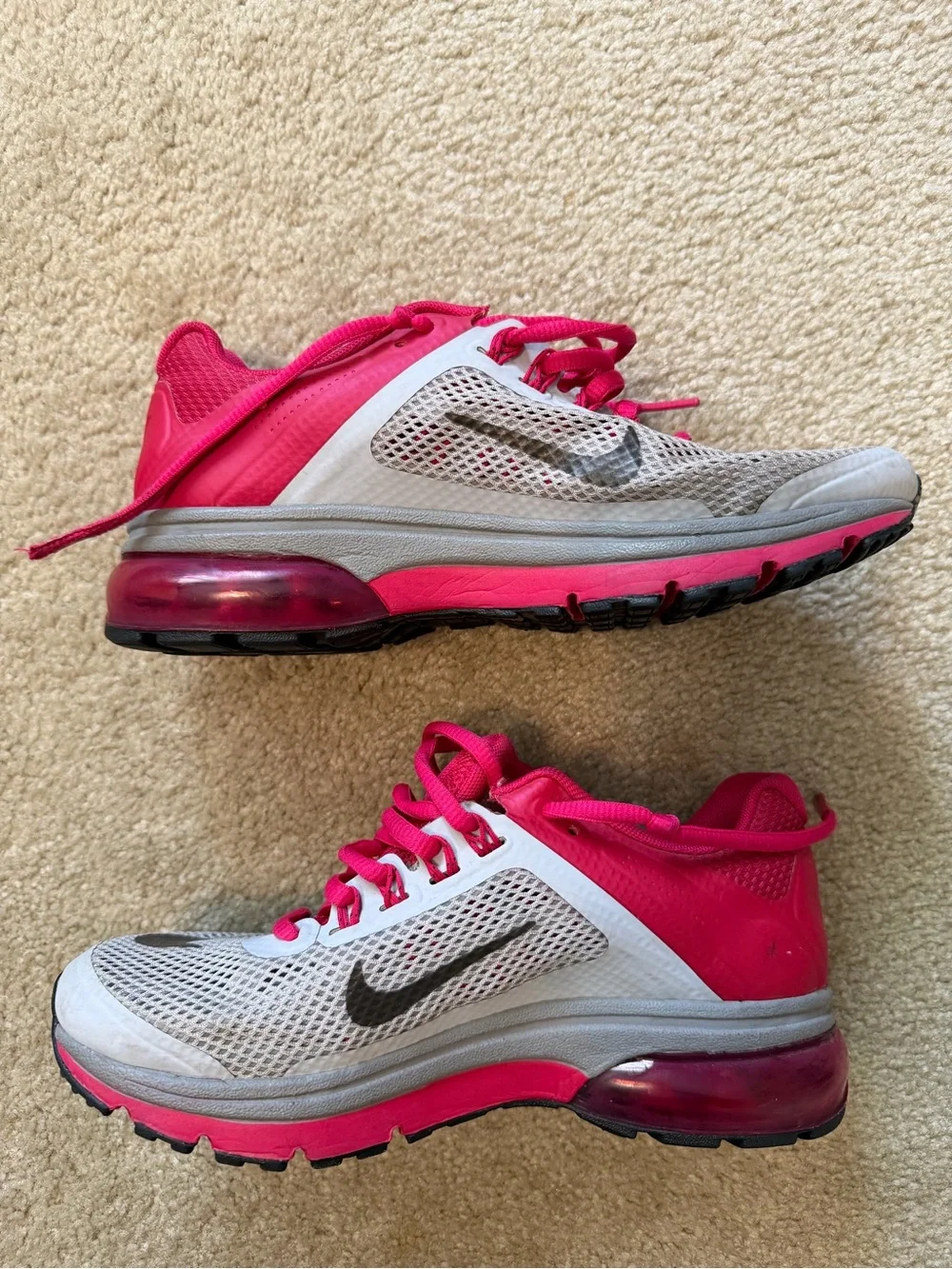 Nike Air Max Women’s Size 6 555764-012 From 2014